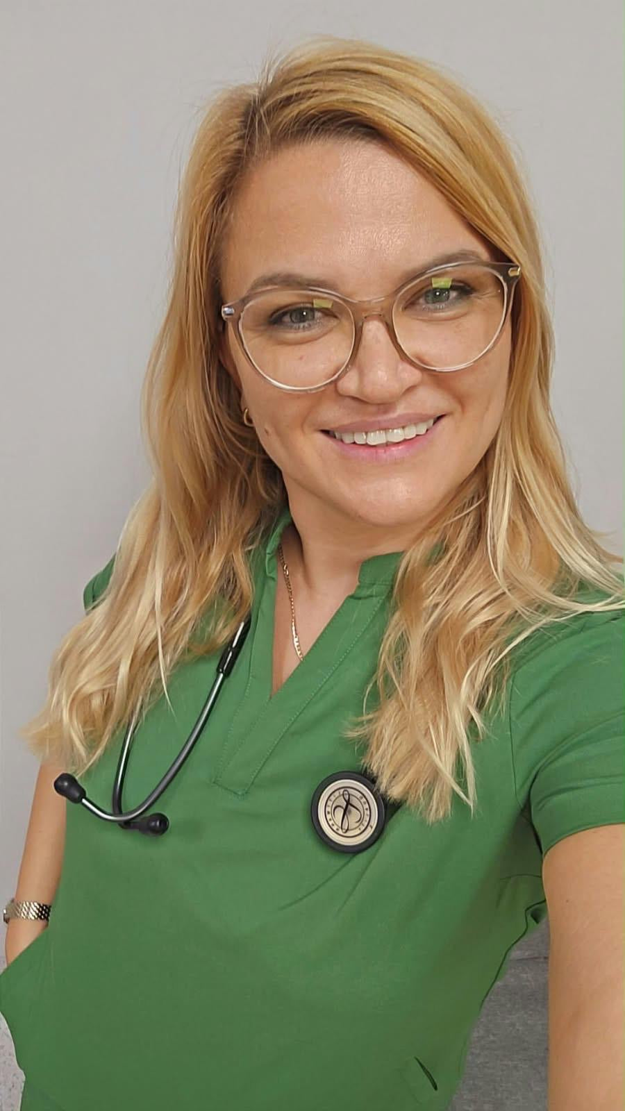 Luna komplet - ženska medicinska i beauty uniforma