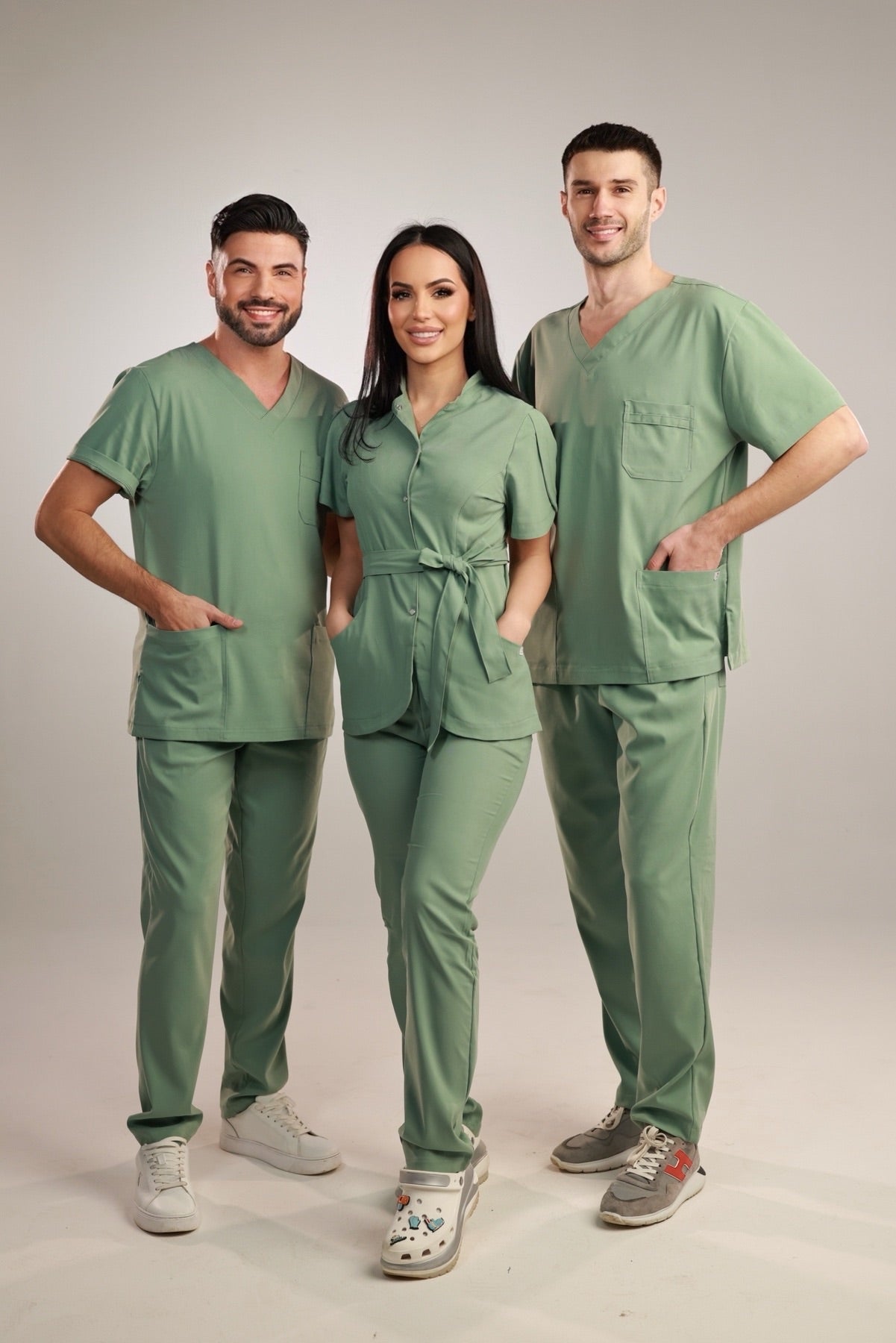 Sun muški model medicinske i beauty uniforme