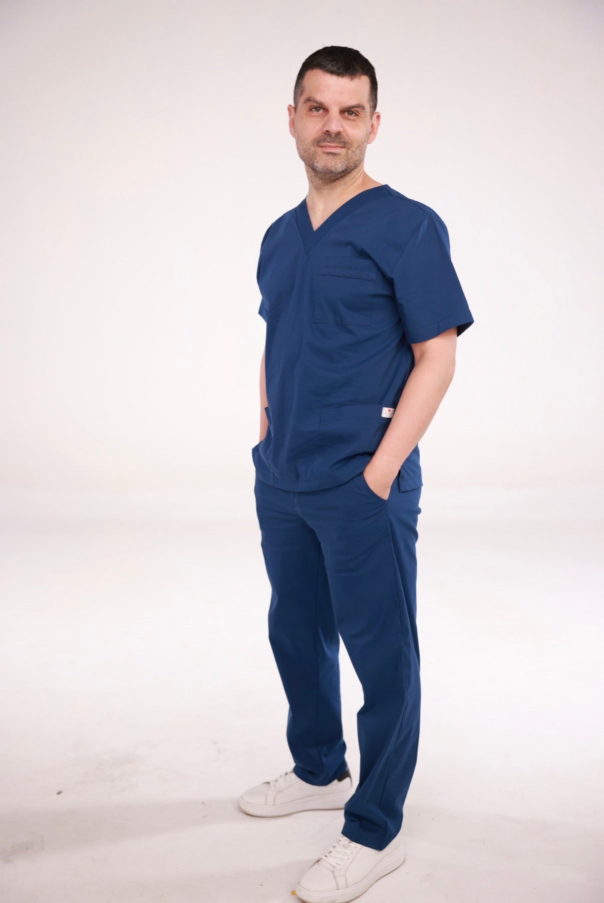 Najpopularnije i najkvalitetnije medicinske  uniforme i uniforme za salone na Balkanu (u  Srbiji , Bosni i Hercegovini i Republici Srpskoj, Crnoj Gori,Hrvatskoj i Makedoniji) I u Evropi.