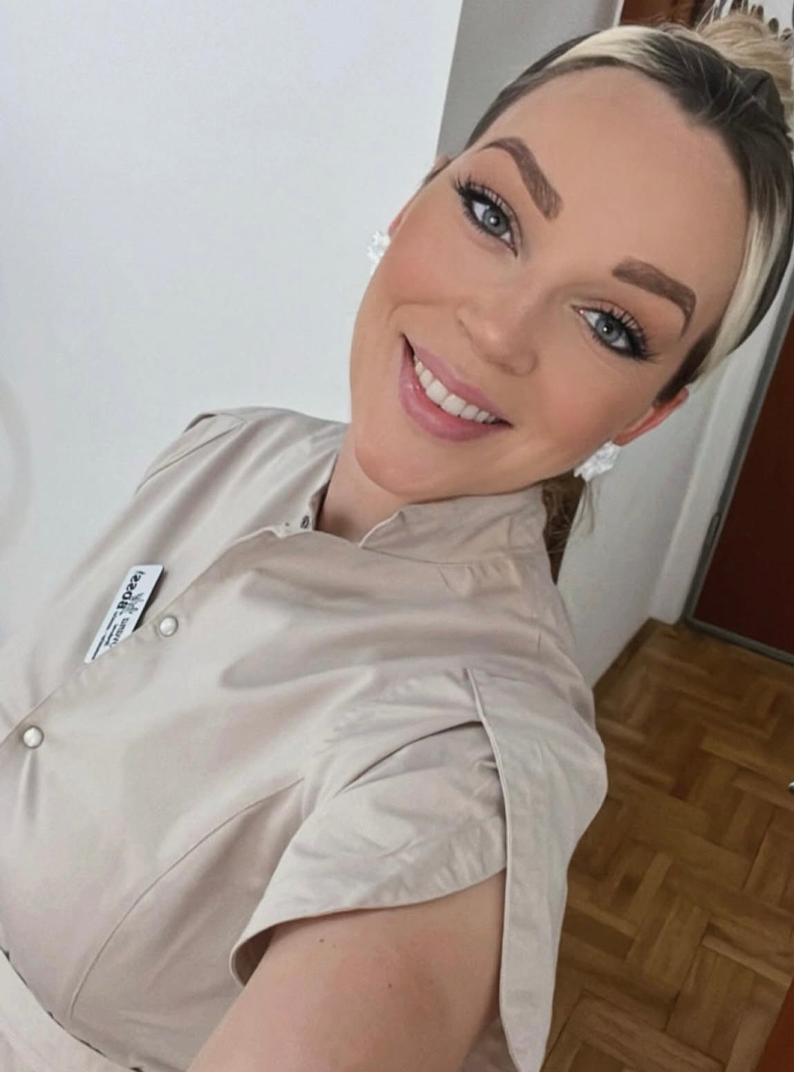 Najpopularnije i najkvalitetnije medicinske  uniforme i uniforme za salone na Balkanu (u  Srbiji , Bosni i Hercegovini i Republici Srpskoj, Crnoj Gori,Hrvatskoj i Makedoniji) I u Evropi.